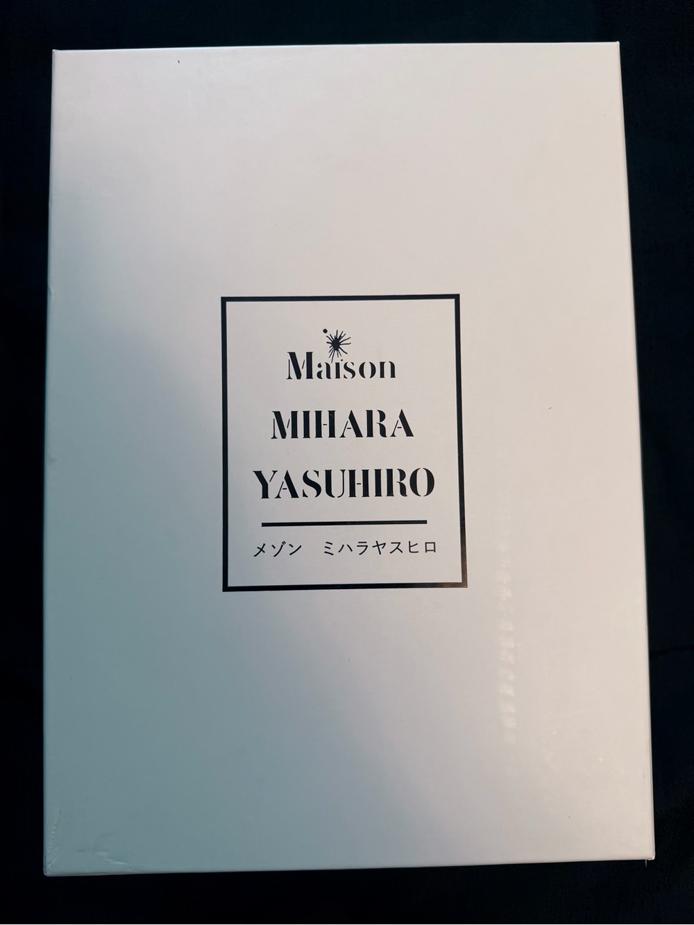 MMY Maison Mihara Yasuhiro Black & White Canvas Low-Top Sneakers for Men - Picture 6 of 7